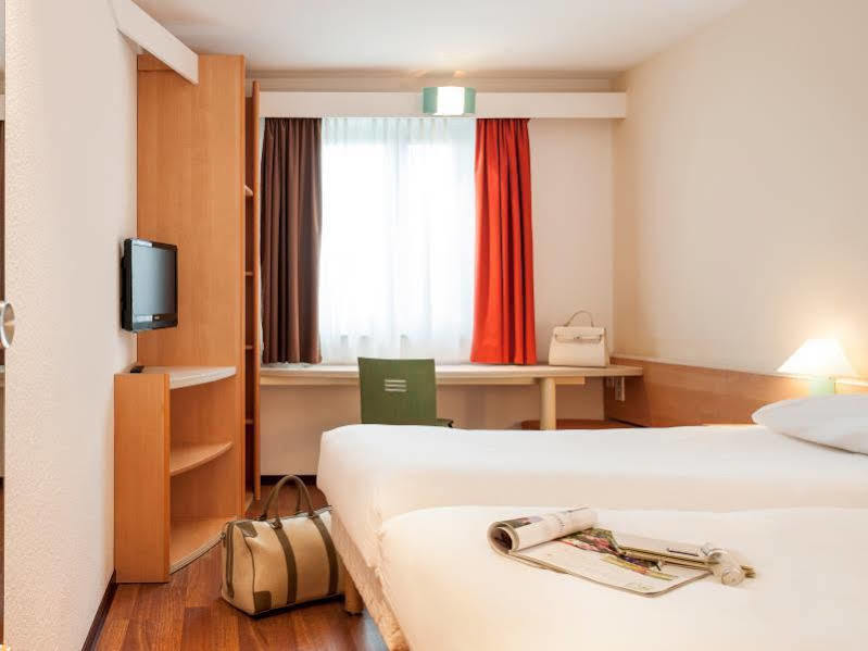 Ibis Stuttgart Centrum Экстерьер фото